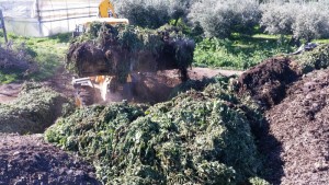 ανακάτεμα κομπόστ2